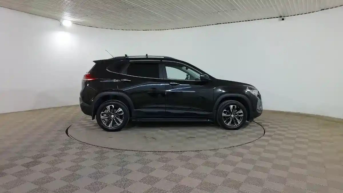 Chevrolet Tracker 2023 года за 8 290 000 тг. в Шымкент