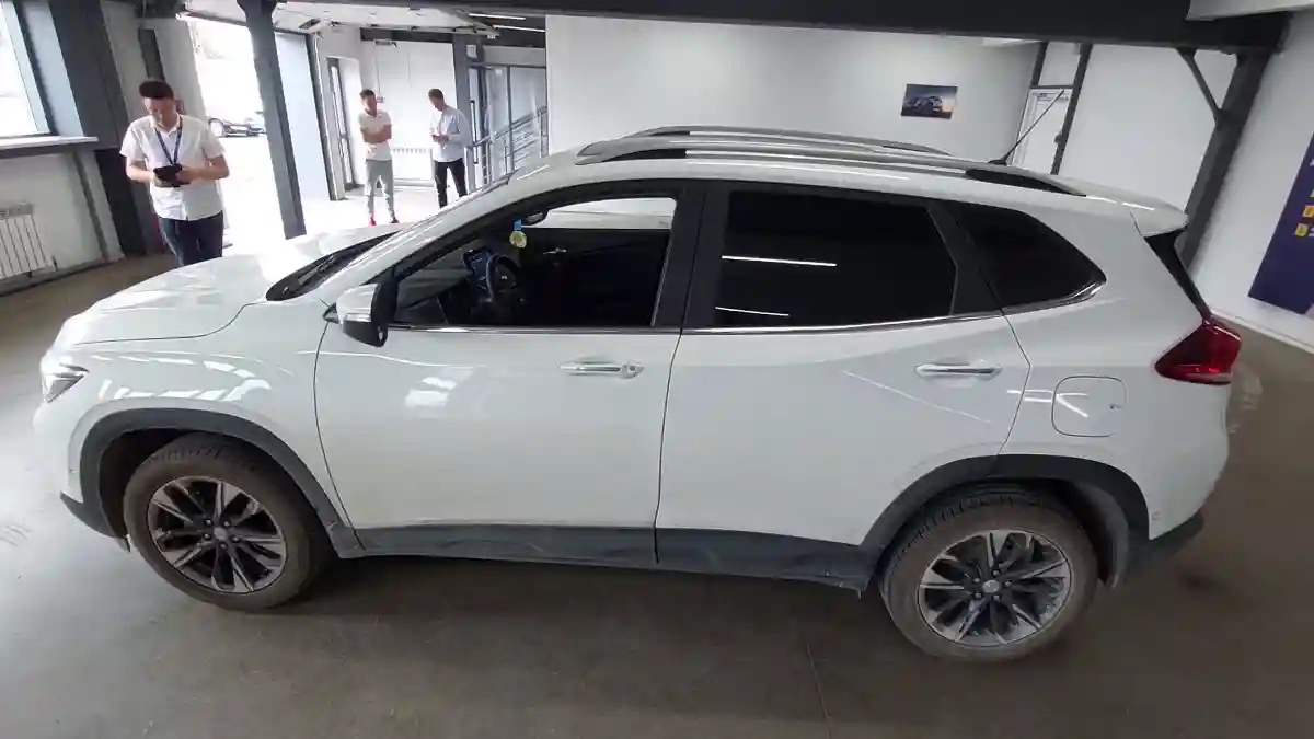 Chevrolet Tracker 2023 года за 9 000 000 тг. в Астана