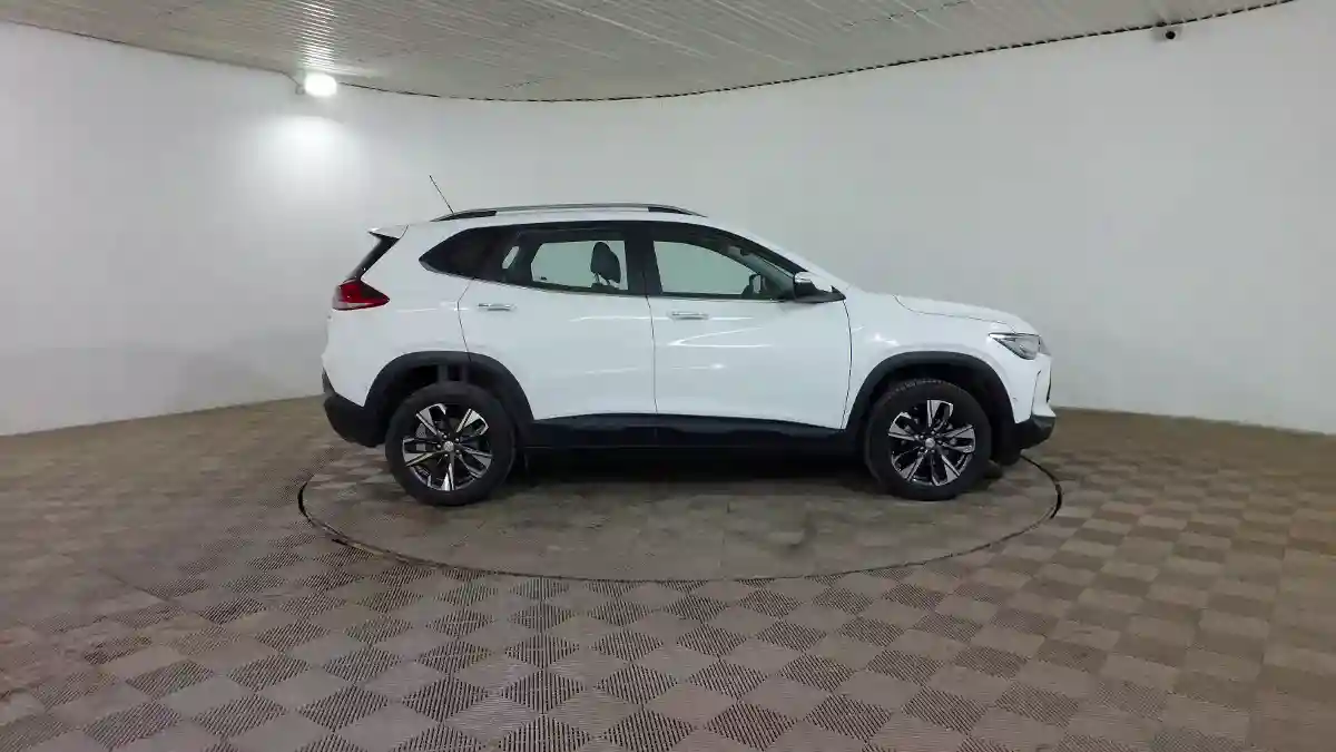 Chevrolet Tracker 2024 года за 8 620 000 тг. в Шымкент