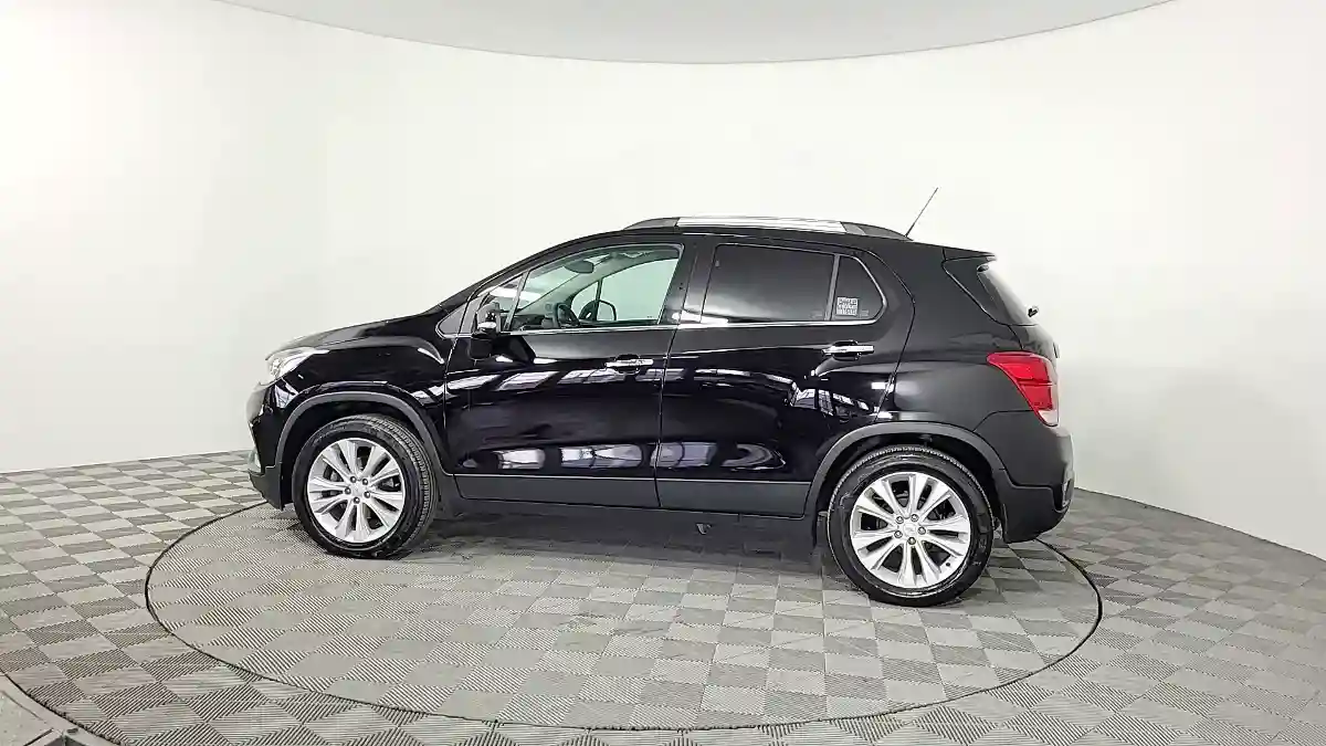 Chevrolet Tracker 2020 года за 7 150 000 тг. в Караганда