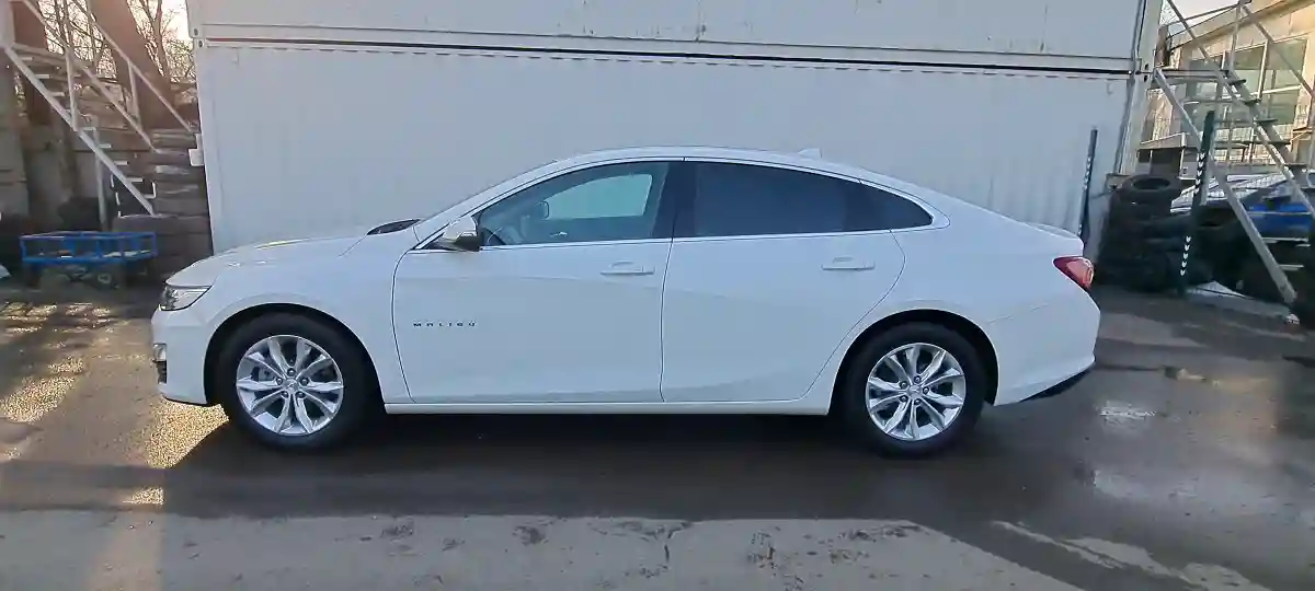 Chevrolet Malibu 2021 года за 11 990 000 тг. в Алматы