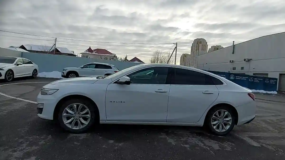 Chevrolet Malibu 2022 года за 13 000 000 тг. в Шымкент