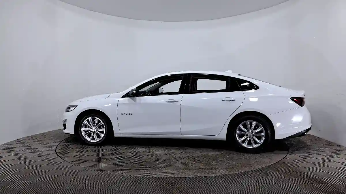 Chevrolet Malibu 2020 года за 9 590 000 тг. в Астана