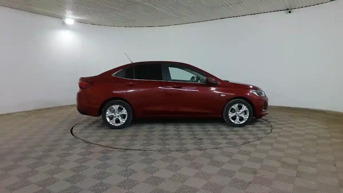 Chevrolet Onix 2023 года за 6 390 000 тг. в Шымкент