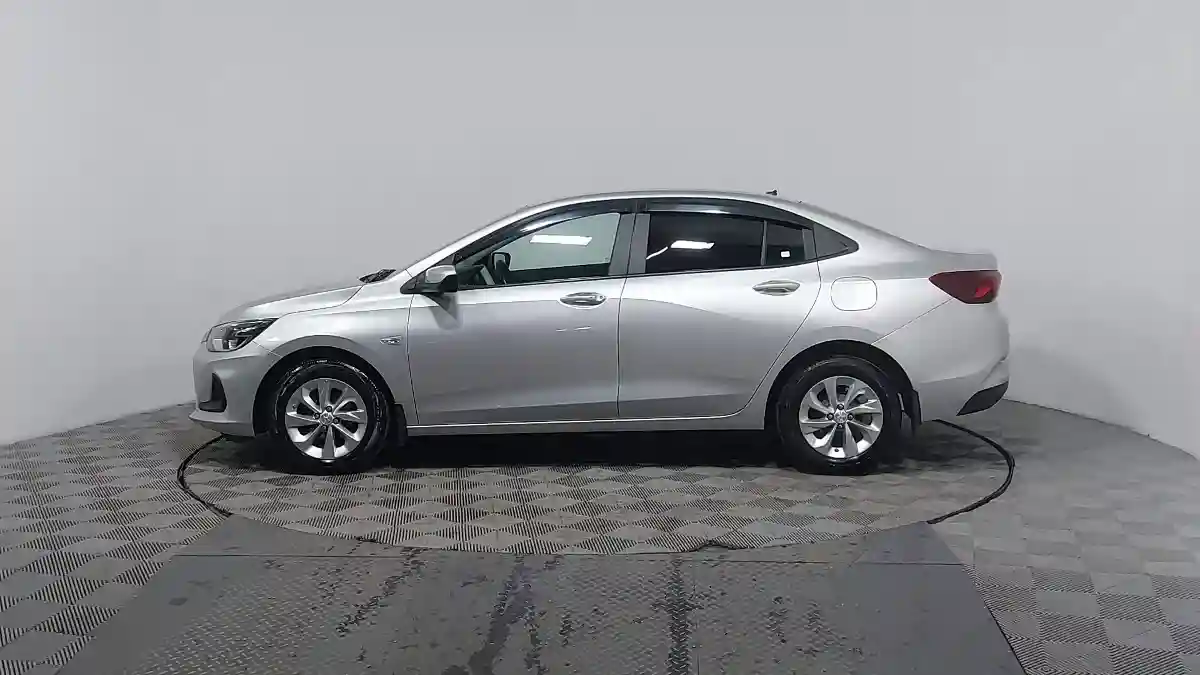 Chevrolet Onix 2023 года за 5 990 000 тг. в Астана