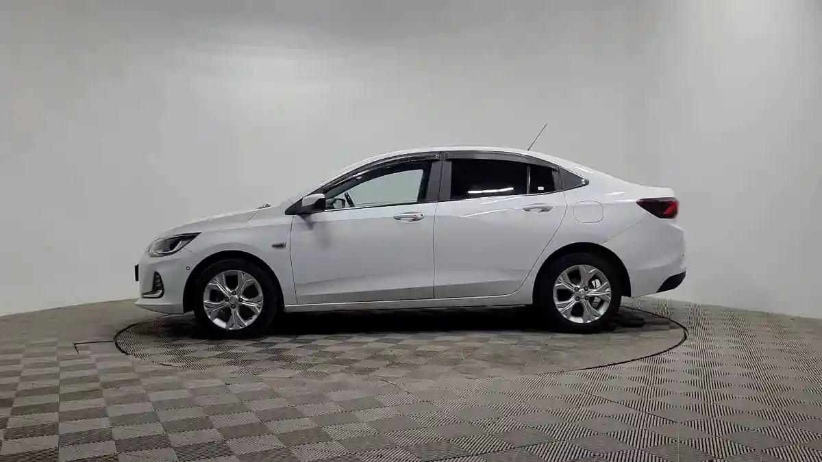 Chevrolet Onix 2023 года за 5 890 000 тг. в Алматы