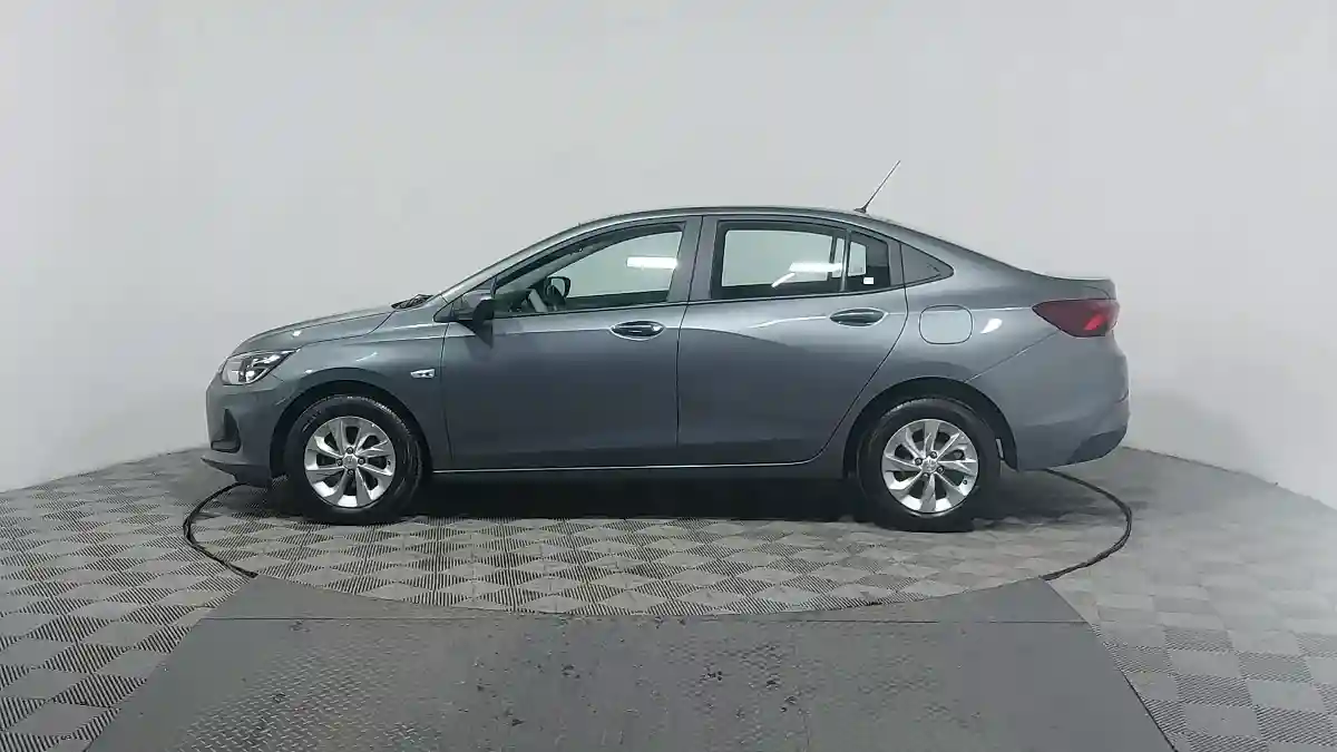 Chevrolet Onix 2023 года за 6 590 000 тг. в Астана