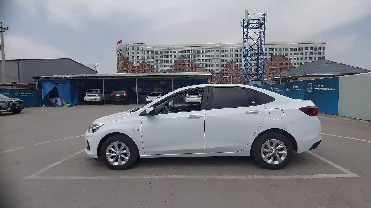 Chevrolet Onix 2023 года за 7 500 000 тг. в Шымкент