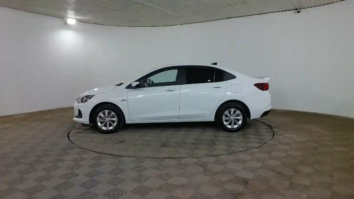 Chevrolet Onix 2023 года за 6 490 000 тг. в Шымкент