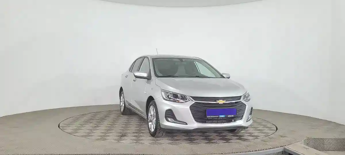 Chevrolet Onix 2024 года за 7 090 000 тг. в Караганда