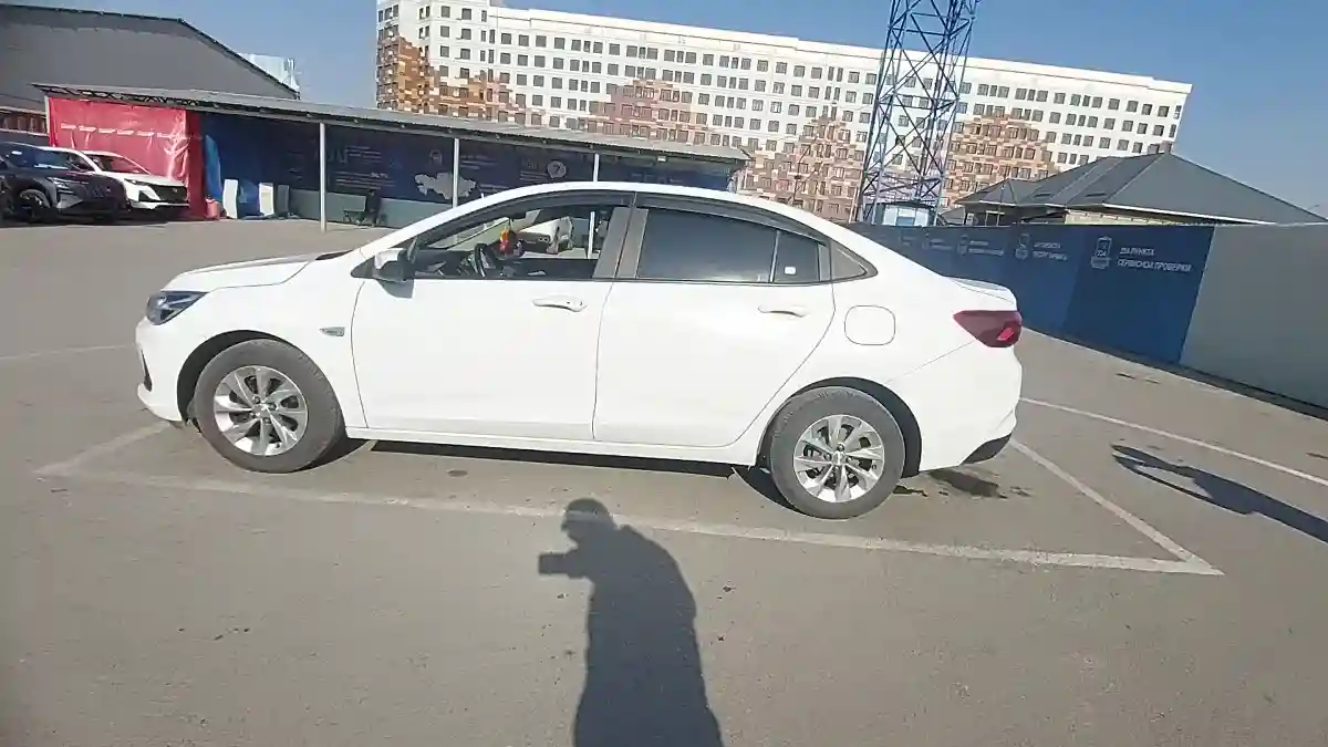 Chevrolet Onix 2023 года за 6 000 000 тг. в Шымкент