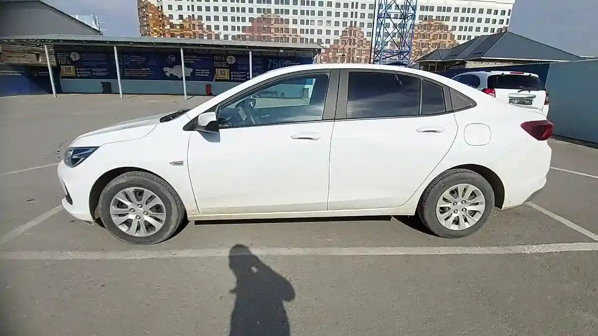 Chevrolet Onix 2023 года за 6 000 000 тг. в Шымкент