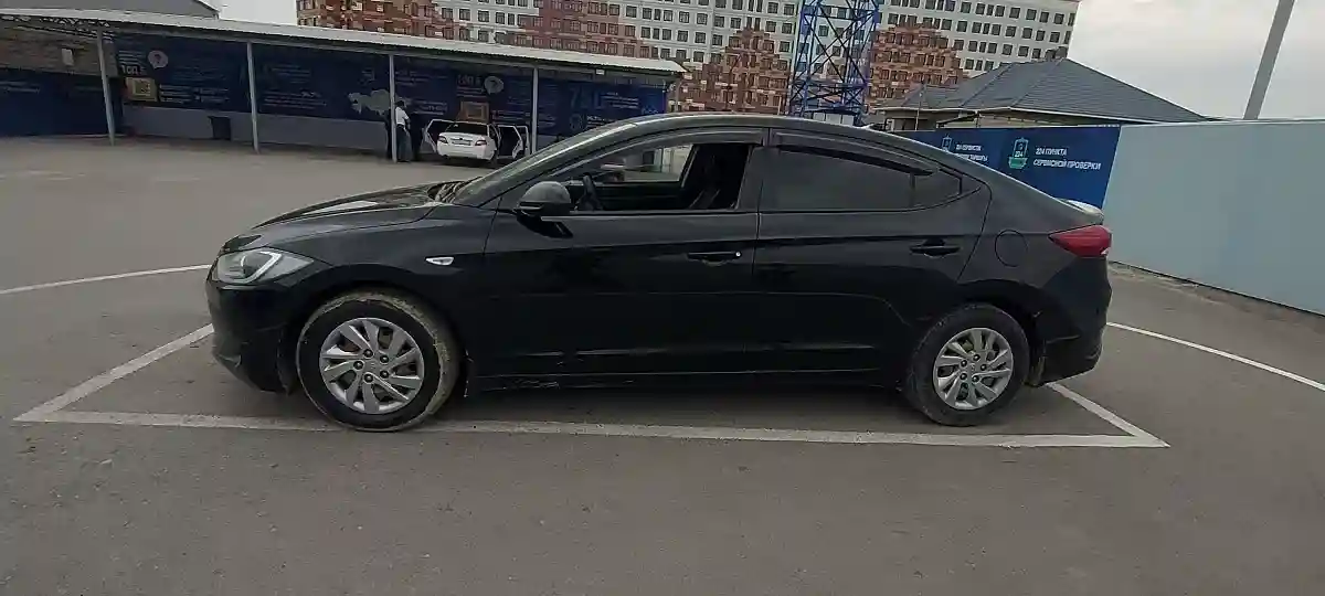 Hyundai Elantra 2018 года за 7 000 000 тг. в Шымкент
