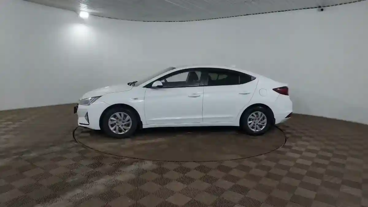 Hyundai Elantra 2019 года за 6 390 000 тг. в Шымкент