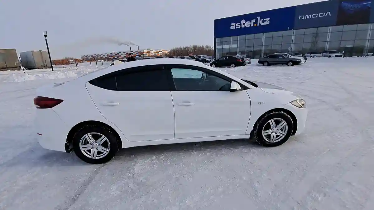 Hyundai Elantra 2017 года за 6 790 000 тг. в Петропавловск