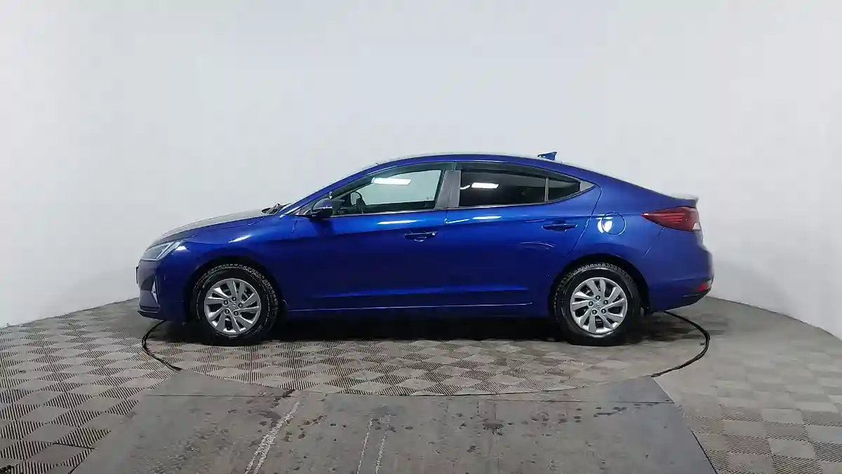 Hyundai Elantra 2019 года за 7 790 000 тг. в Астана