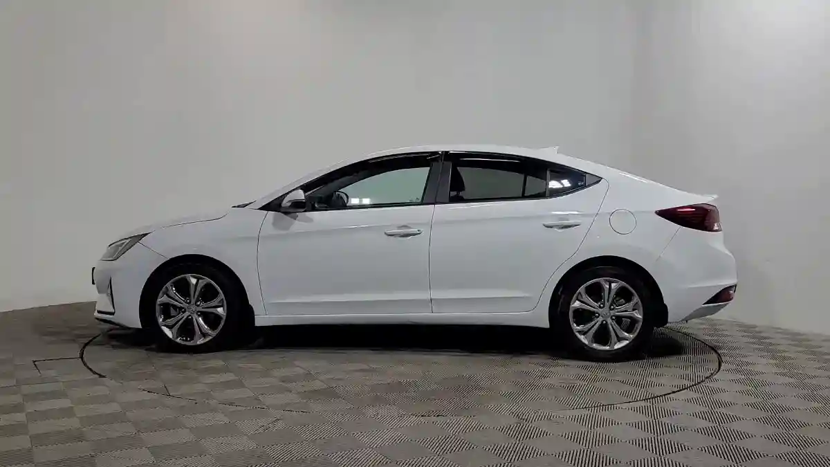 Hyundai Elantra 2019 года за 6 790 000 тг. в Алматы