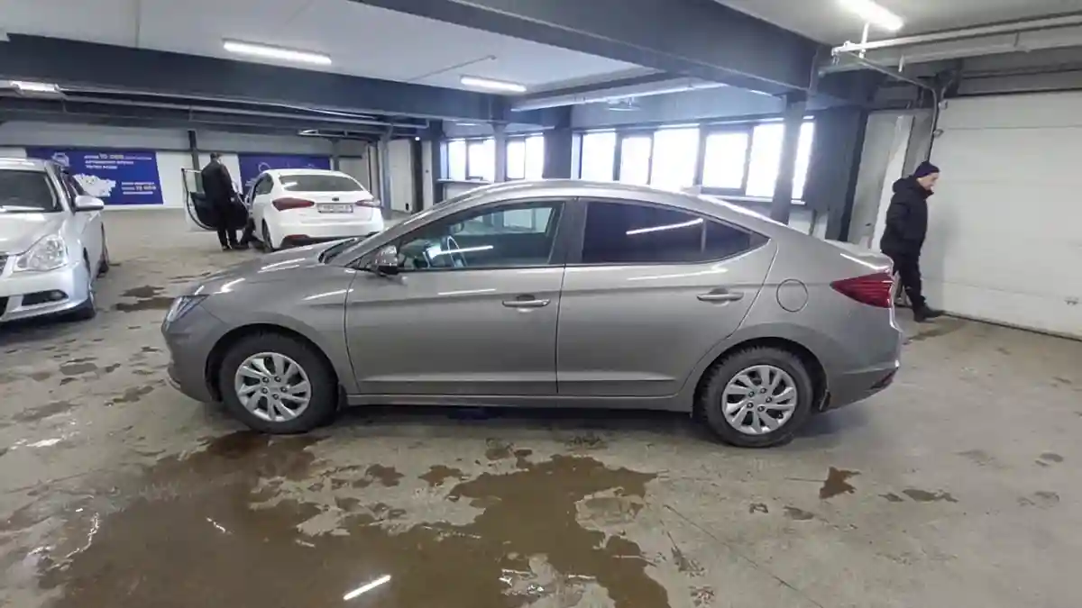 Hyundai Elantra 2020 года за 8 600 000 тг. в Астана