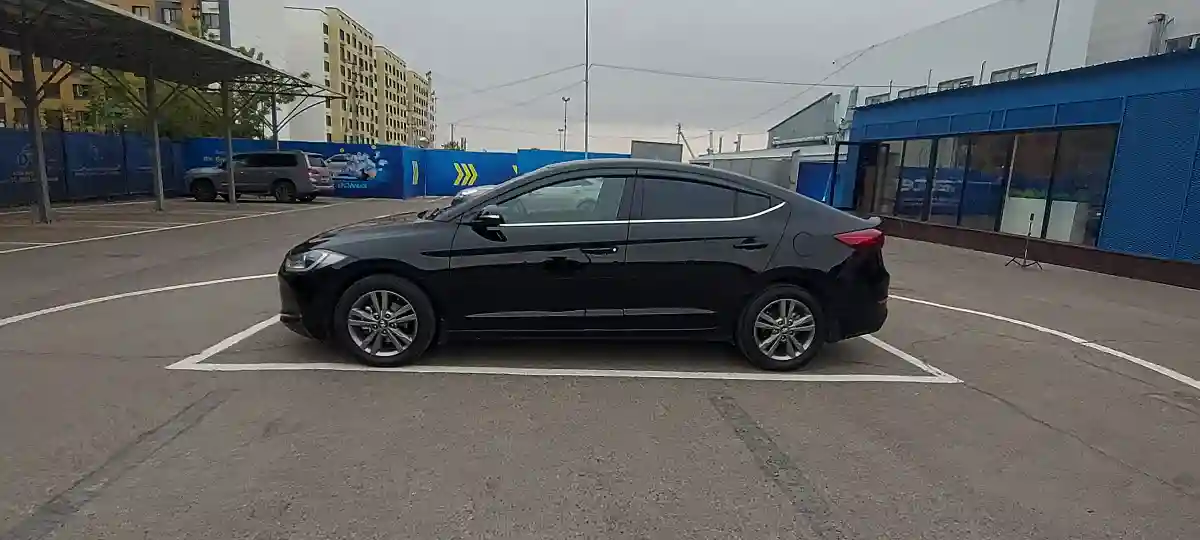 Hyundai Elantra 2018 года за 7 000 000 тг. в Алматы