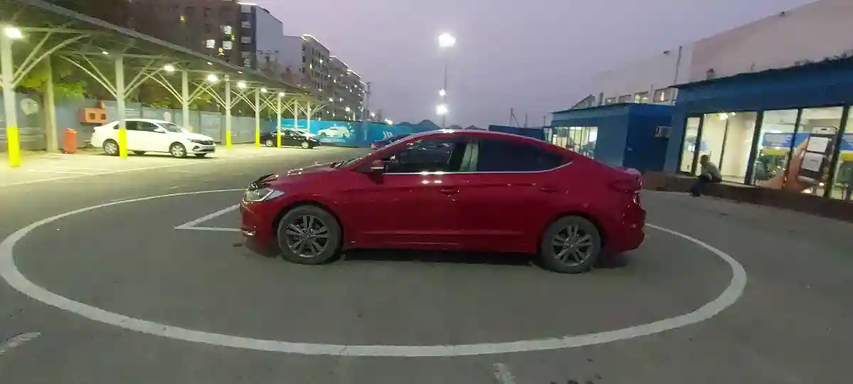 Hyundai Elantra 2018 года за 8 000 000 тг. в Алматы