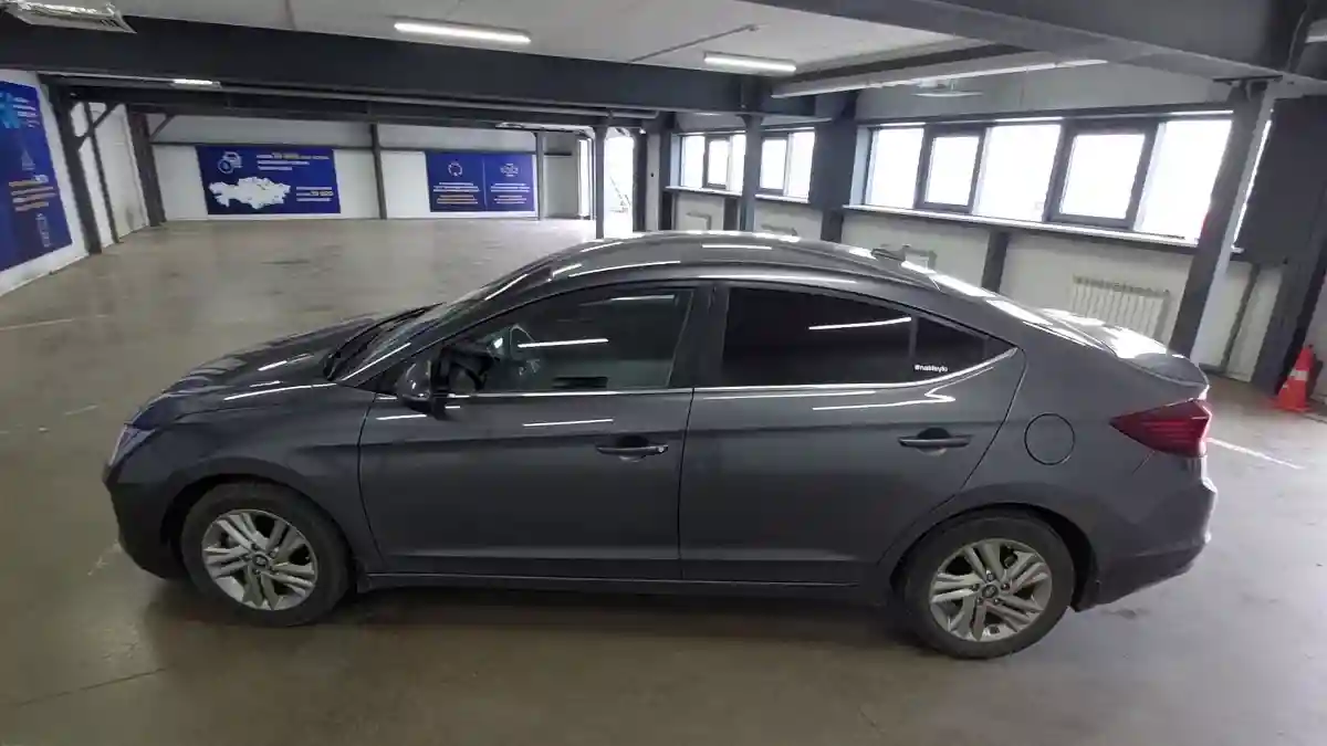 Hyundai Elantra 2020 года за 8 000 000 тг. в Астана