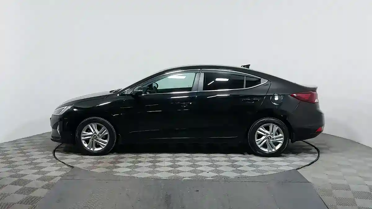 Hyundai Elantra 2020 года за 8 660 000 тг. в Астана