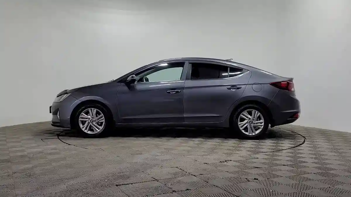 Hyundai Elantra 2019 года за 7 590 000 тг. в Алматы