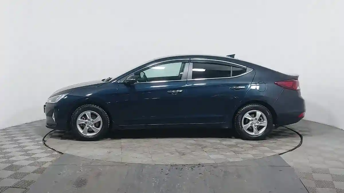 Hyundai Elantra 2019 года за 8 690 000 тг. в Астана