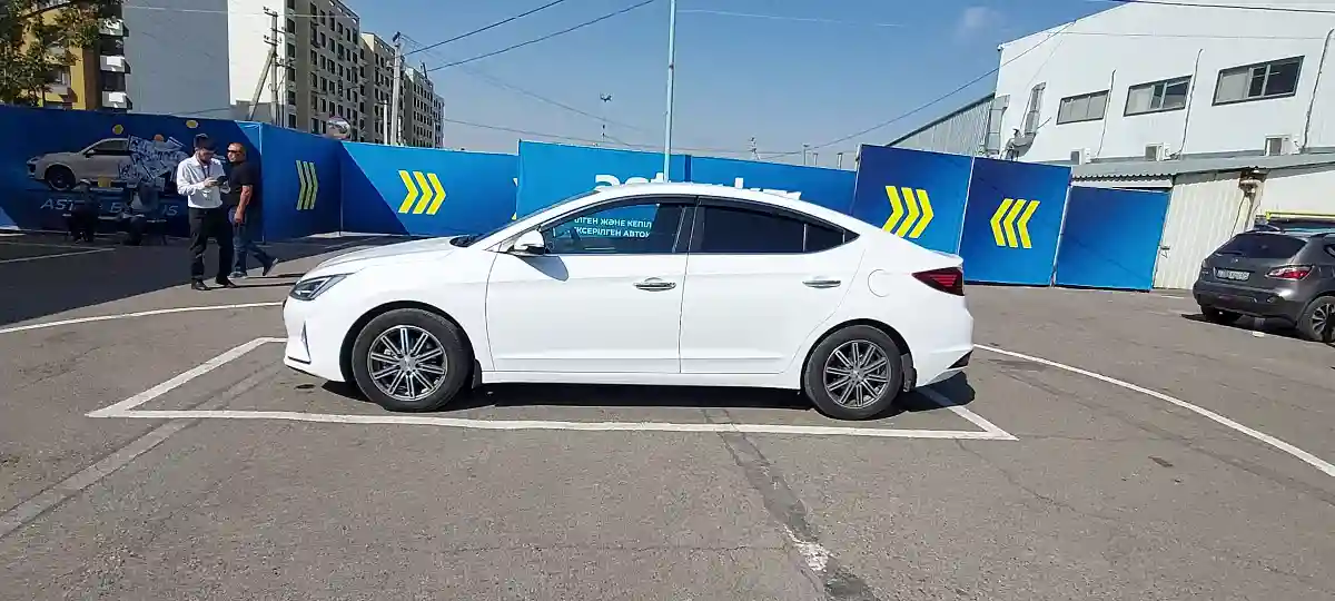 Hyundai Elantra 2019 года за 9 500 000 тг. в Алматы