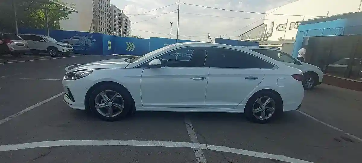 Hyundai Sonata 2019 года за 8 000 000 тг. в Алматы