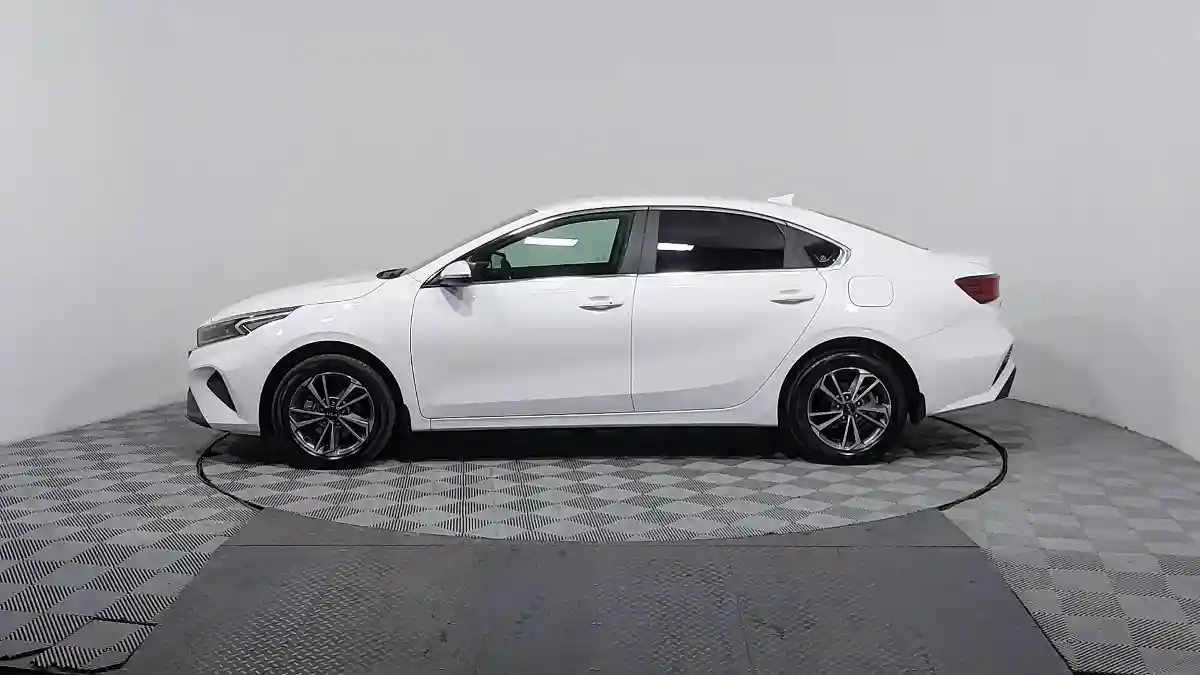 Kia Cerato 2023 года за 9 790 000 тг. в Астана