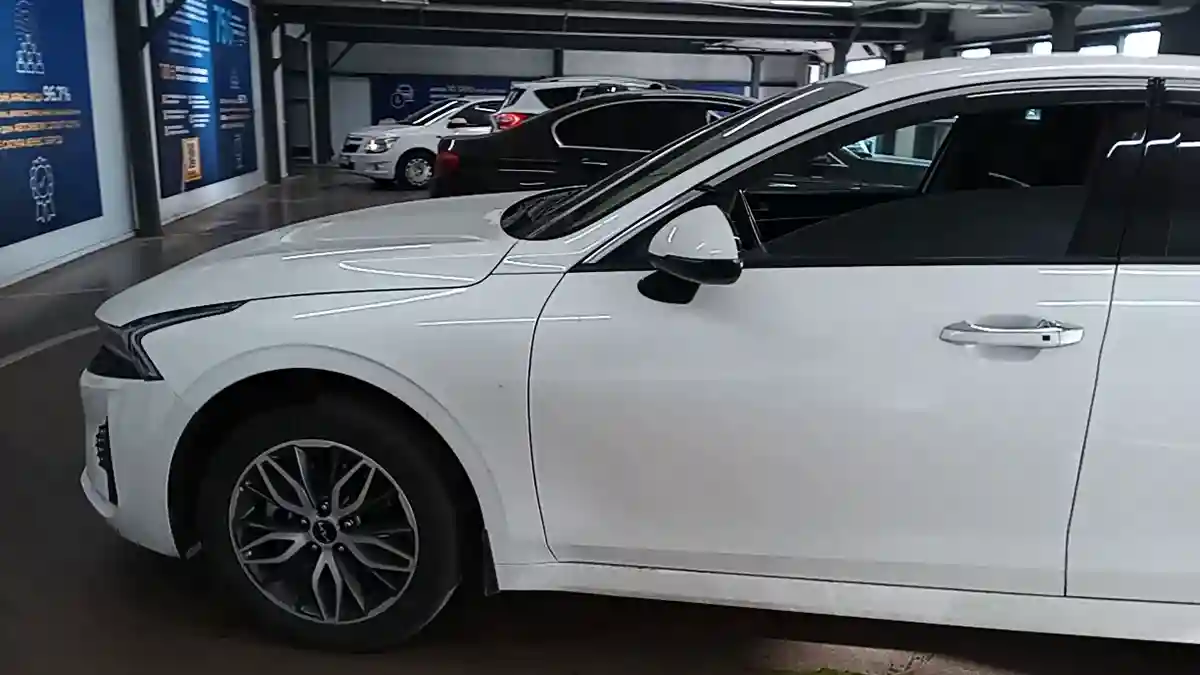 Kia K5 2023 года за 12 000 000 тг. в Астана