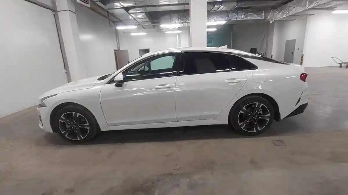 Kia K5 2024 года за 13 800 000 тг. в Астана