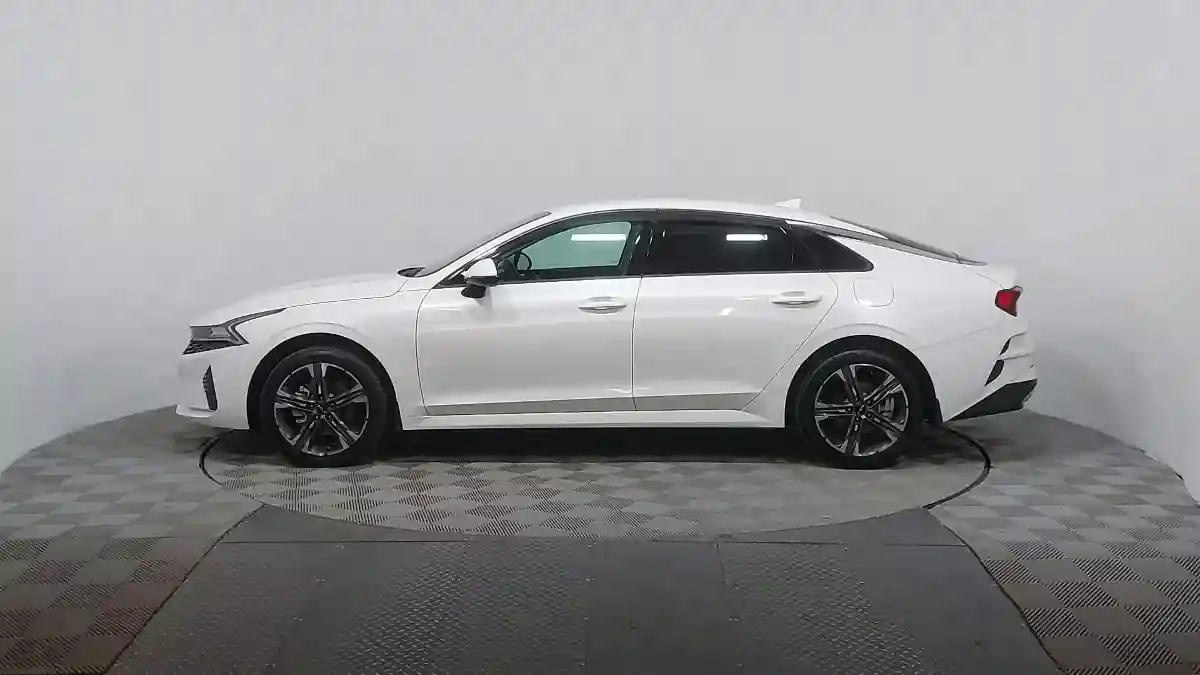 Kia K5 2024 года за 14 390 000 тг. в Астана