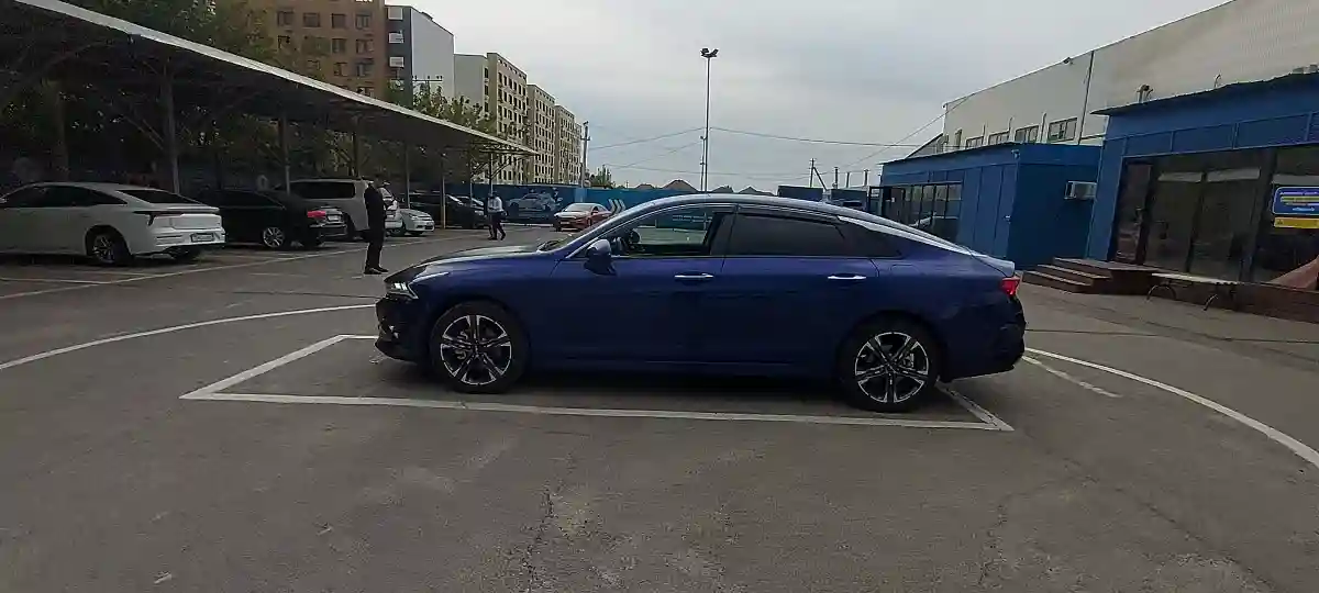 Kia K5 2022 года за 13 000 000 тг. в Алматы