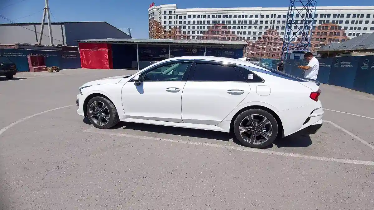 Kia K5 2024 года за 16 000 000 тг. в Шымкент