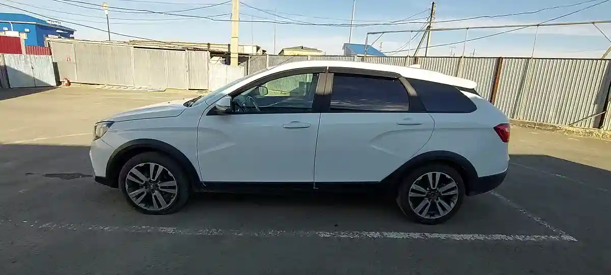 LADA (ВАЗ) Vesta Cross 2022 года за 7 590 000 тг. в Атырау