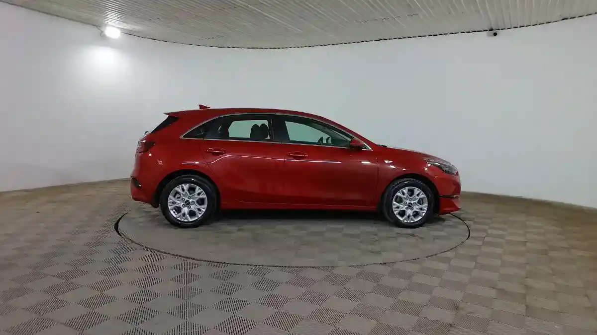 Kia Ceed 2022 года за 8 990 000 тг. в Шымкент