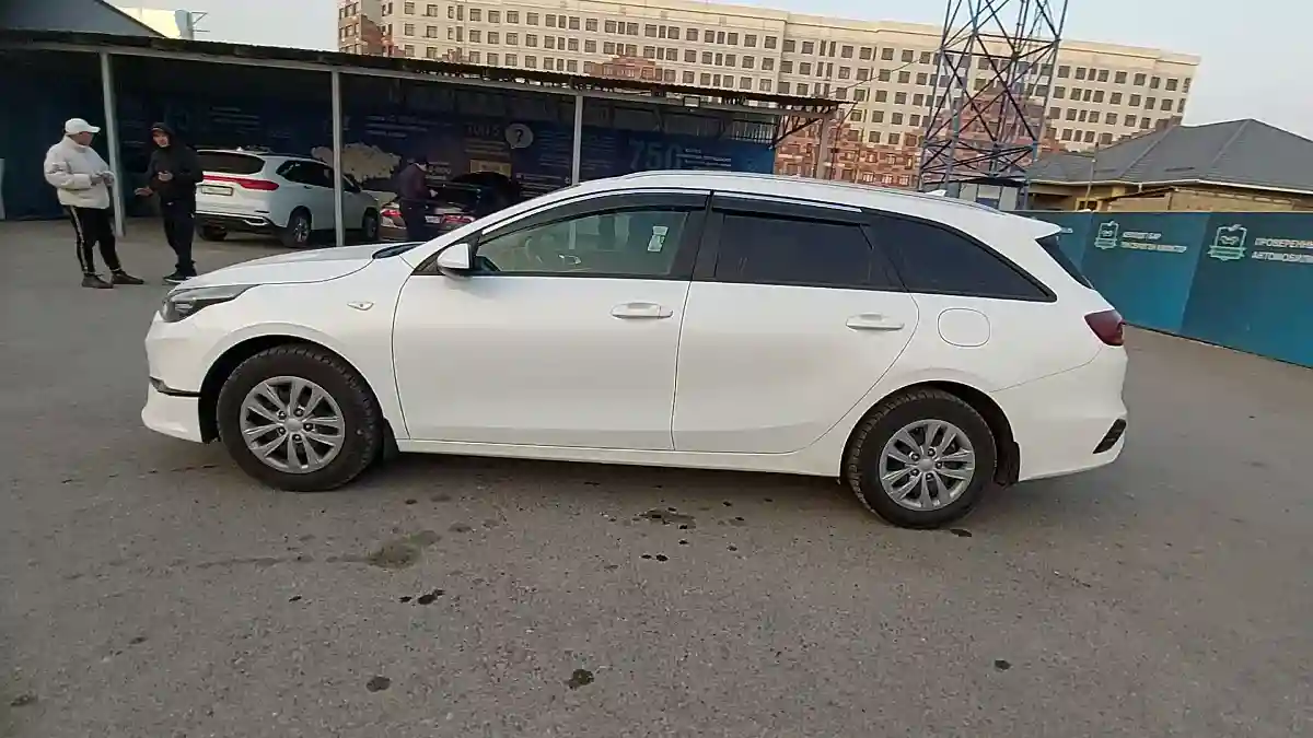 Kia Ceed 2023 года за 10 400 000 тг. в Шымкент