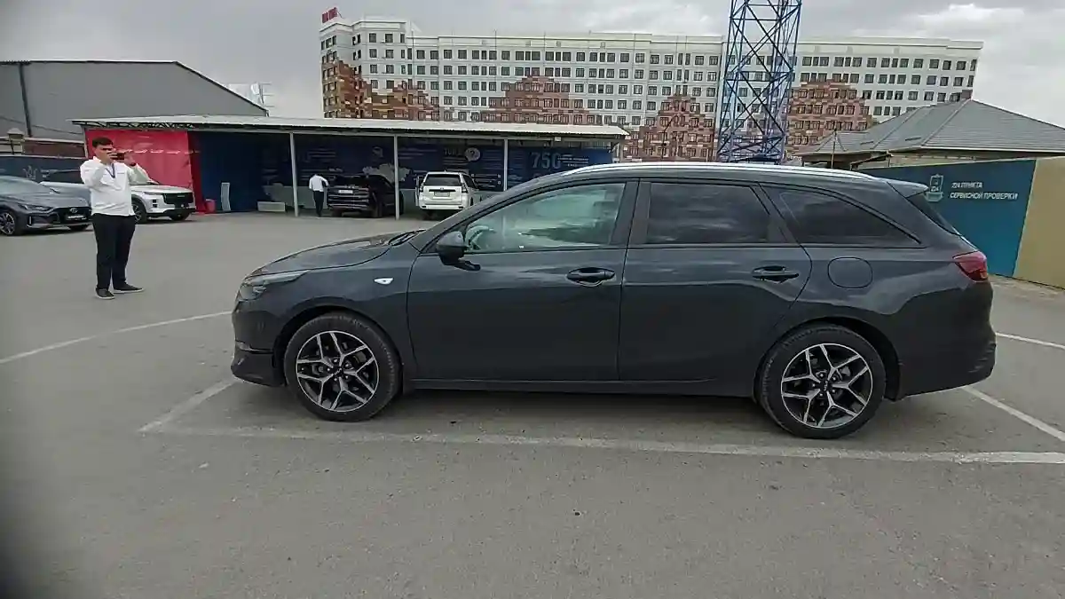 Kia Ceed SW 2023 года за 10 000 000 тг. в Шымкент