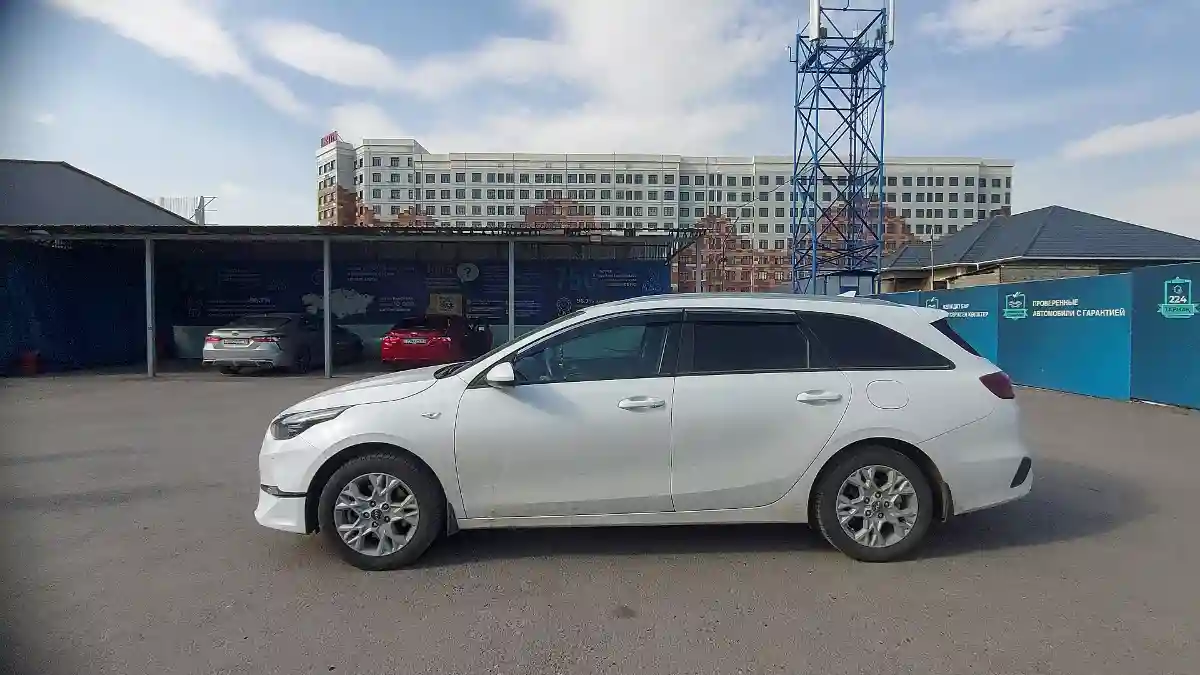 Kia Ceed SW 2023 года за 12 000 000 тг. в Шымкент