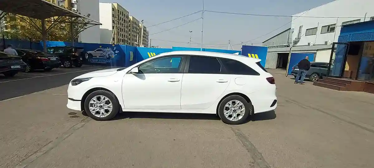 Kia Ceed SW 2024 года за 10 500 000 тг. в Алматы