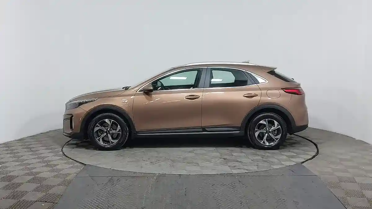Kia XCeed 2023 года за 10 990 000 тг. в Астана