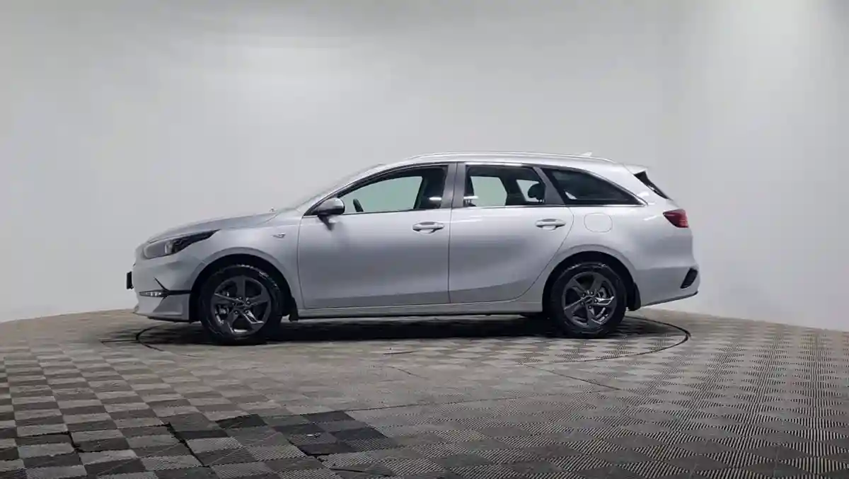 Kia Ceed 2024 года за 9 790 000 тг. в Алматы