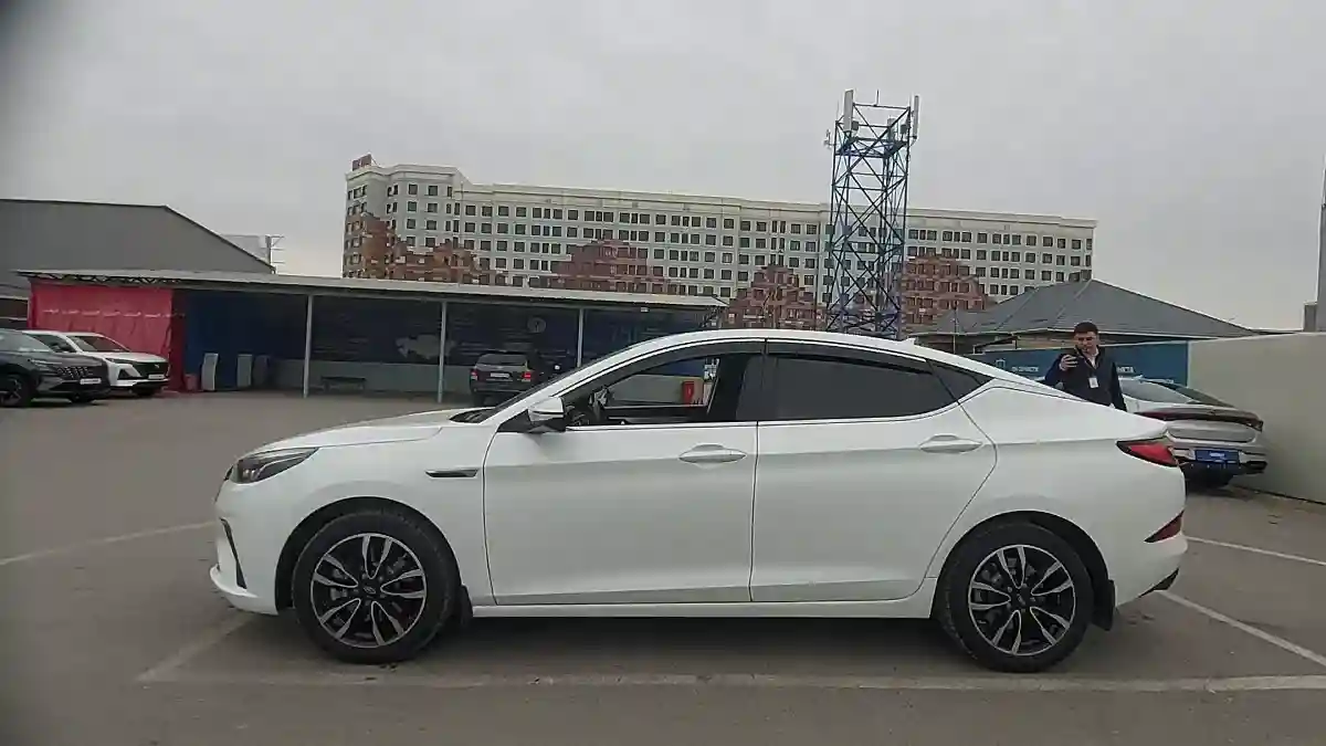 JAC J7 2021 года за 5 590 000 тг. в Шымкент