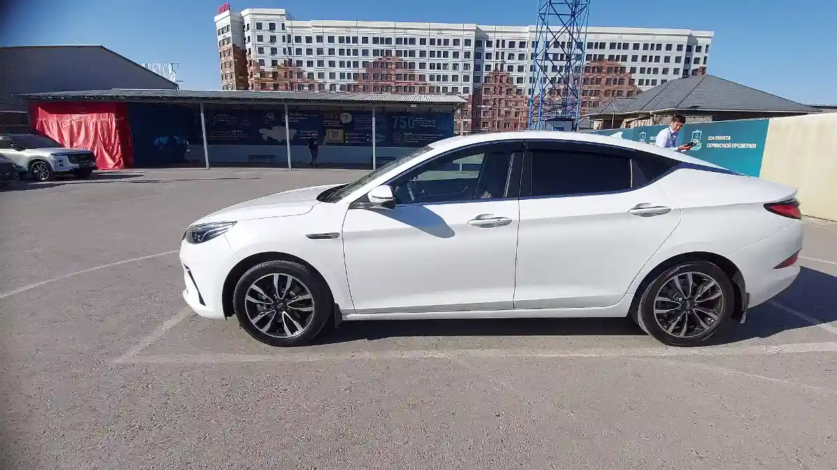 JAC J7 2021 года за 7 700 000 тг. в Шымкент