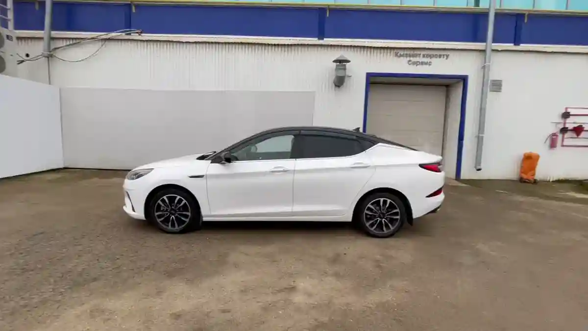 JAC J7 2021 года за 5 590 000 тг. в Уральск