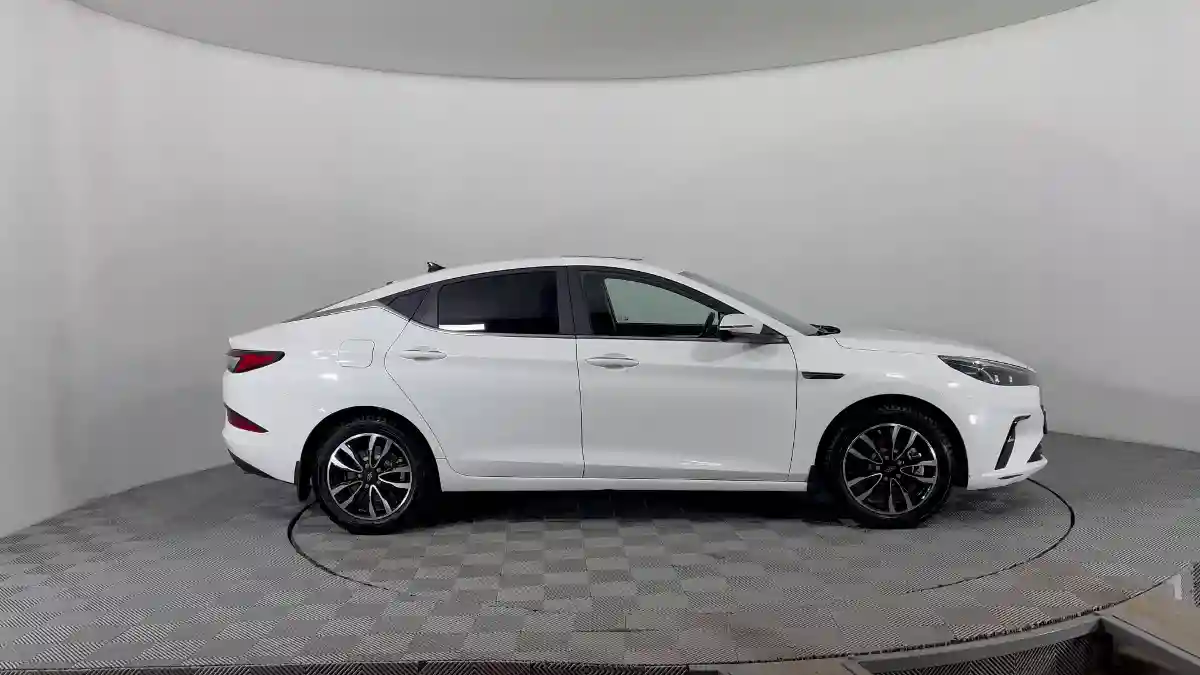 JAC J7 2023 года за 6 190 000 тг. в Караганда