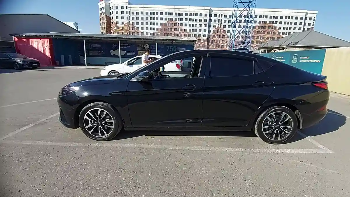 JAC J7 2023 года за 7 500 000 тг. в Шымкент