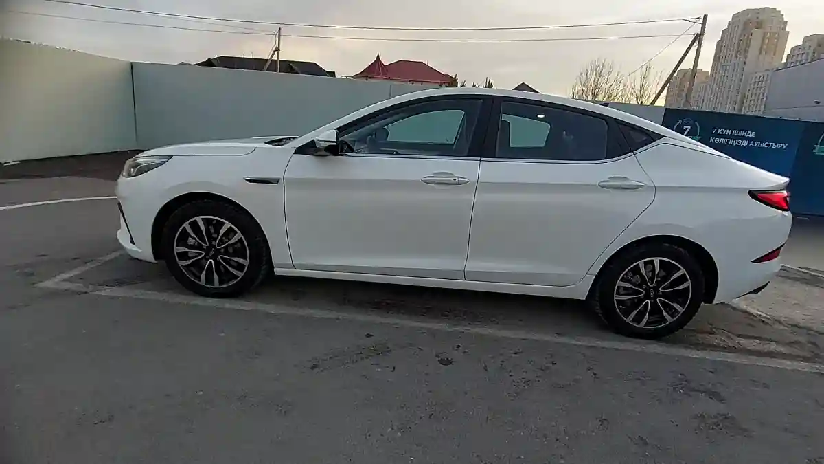 JAC J7 2023 года за 6 990 000 тг. в Шымкент